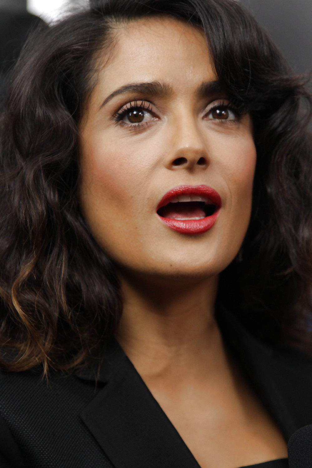 Salut Rez Salma Hayek Pour Vous Wankers à JIZZ Partout #17813101