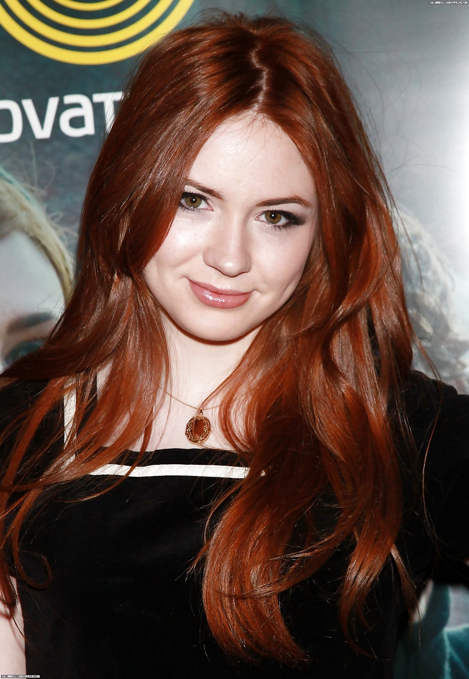 Karen Gillan Photos HQ Pour Votre Cum #11719885