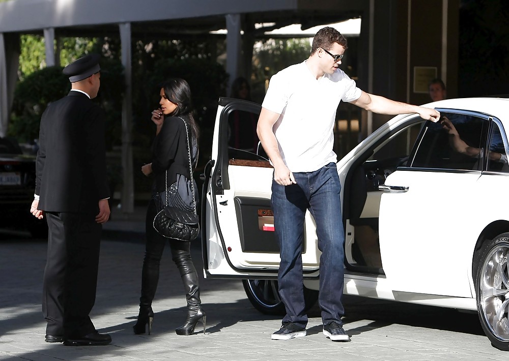 Kim Kardashian Candids in Beverly Hills 9 #2437274