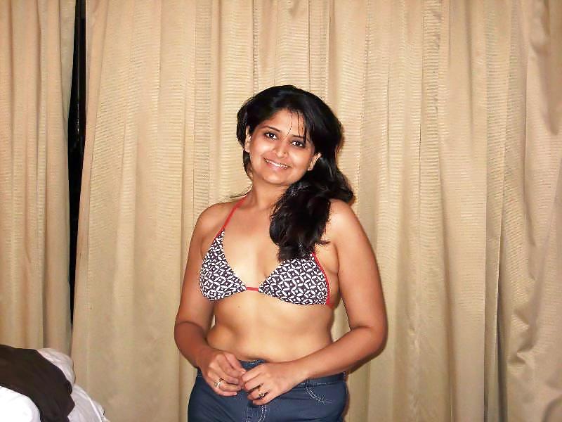 INDIAN GIRLS ARE SO SEXY III #6794050