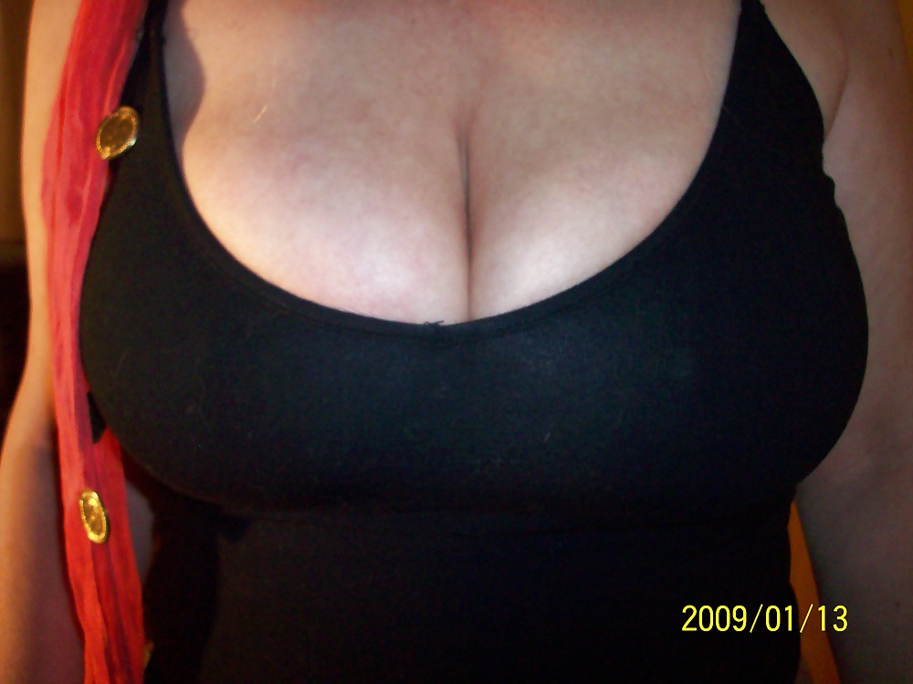 Amateur big tits mature woman #1186912