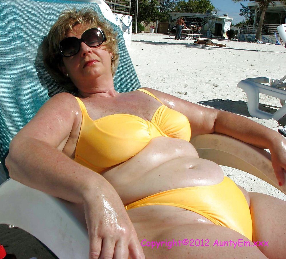 Trajes de baño bikinis sujetadores bbw maduro vestido joven grande enorme - 37
 #14366734