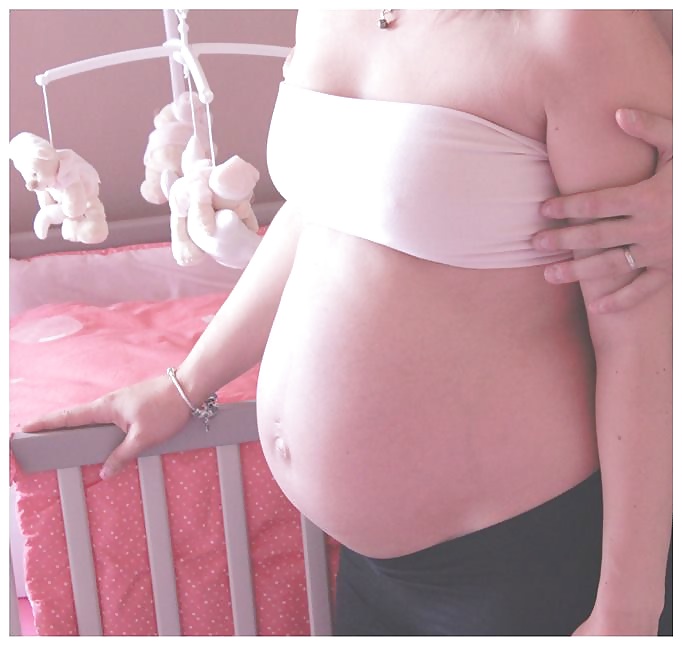 Marie enceinte
 #21454312