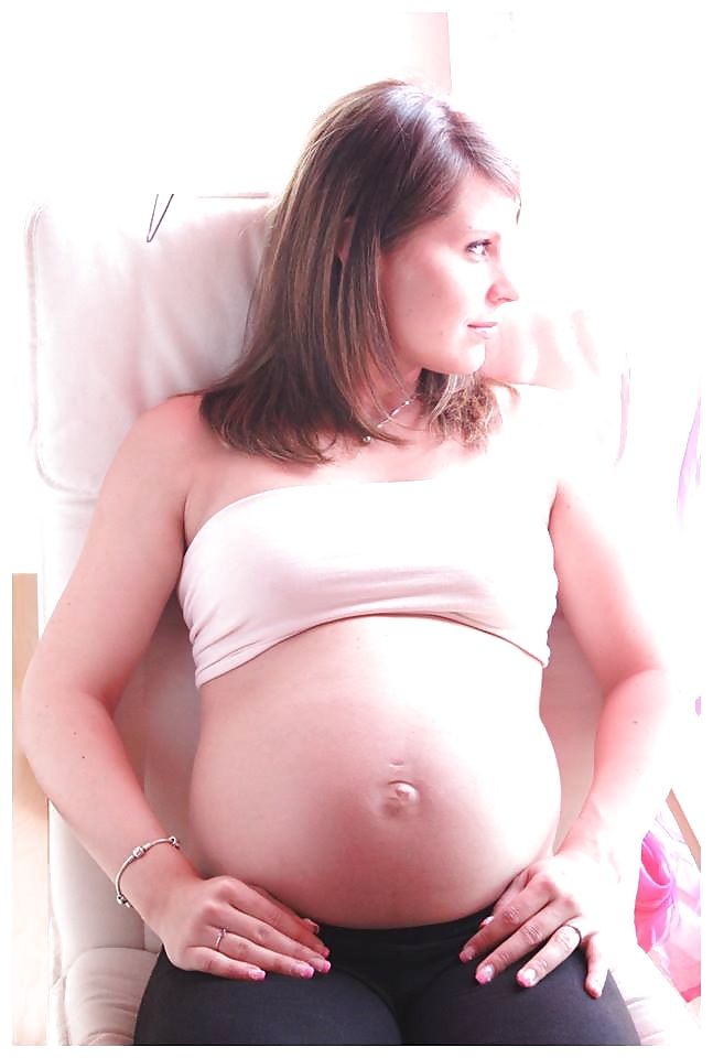 Marie enceinte
 #21454316