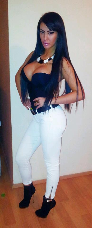 Nensy Fensi Serbian #17207655