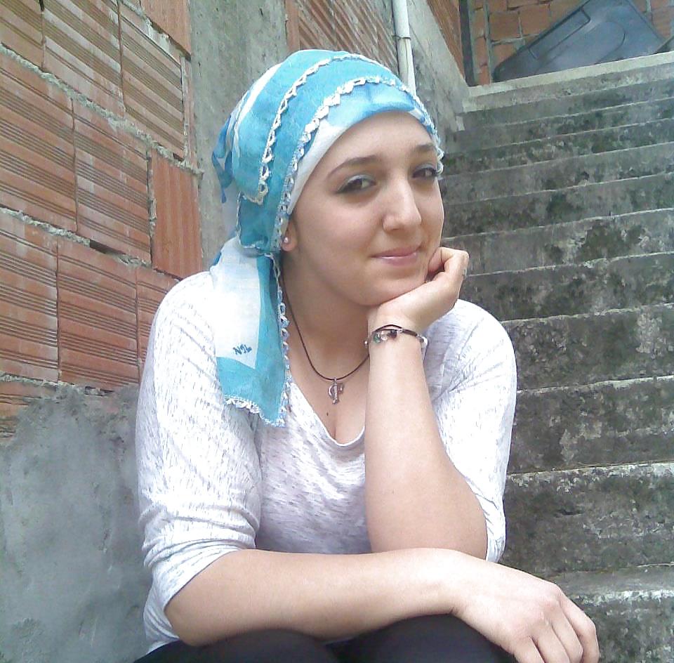 Arabisch-muslimischen Türkischen Turban-Hijab #20679744