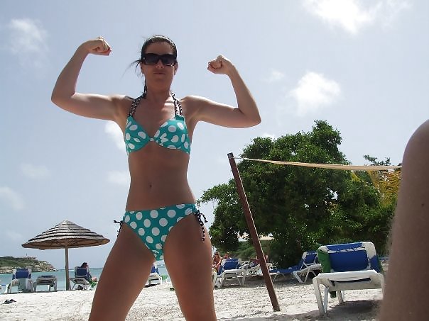 Wer Weiß, Wie Man Einen Bikini Zu Entfernen - Webfinds #18770172
