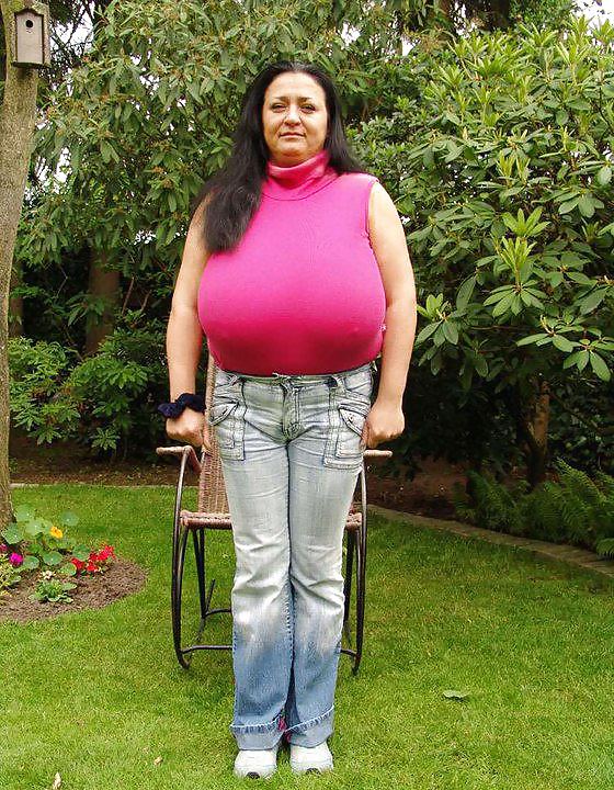 Supertits #8441499