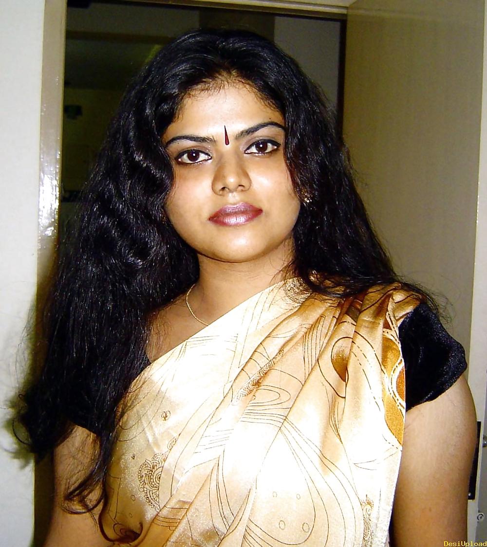 Indische Frau Neha #1284371