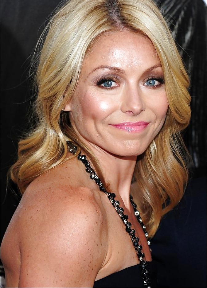 Kelly ripa
 #6153813