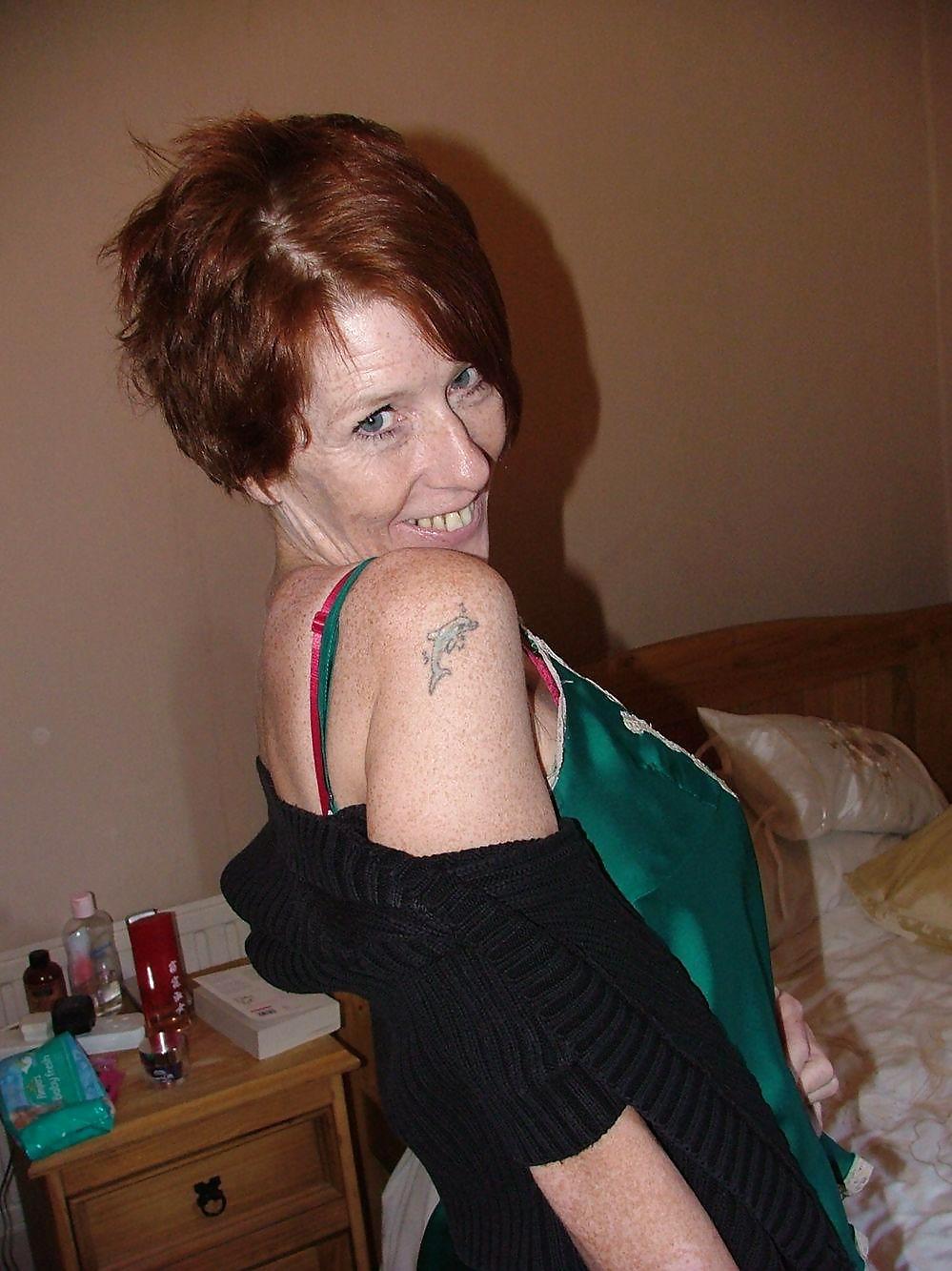 REDHEAD MATURE LADY #8964280