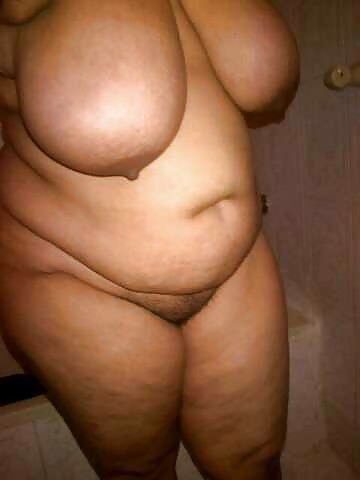 Mature arab bien graisseuse 
 #23622527