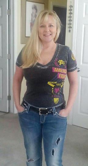Milfs I found
 #23610787