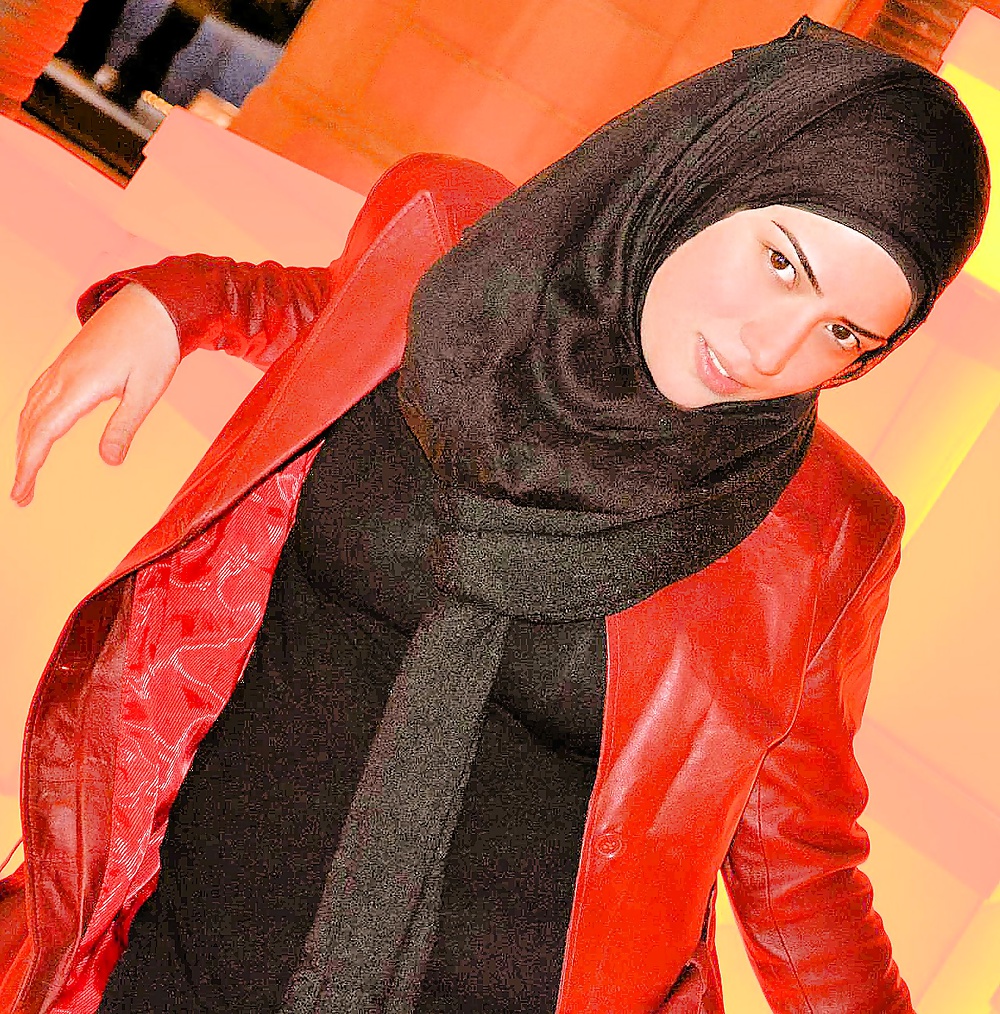Hijab woman #36102590