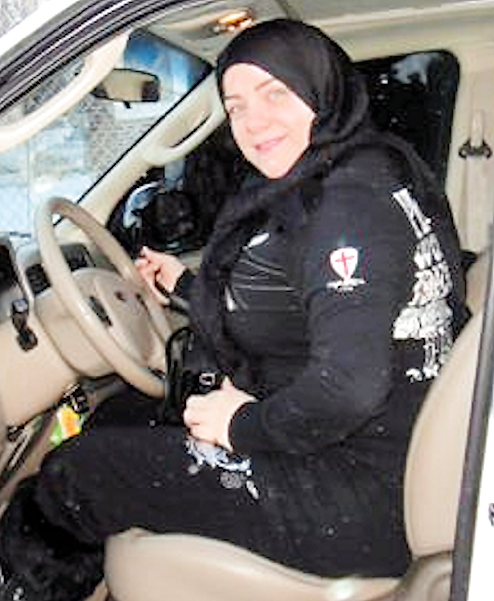 Hijab woman #36102624