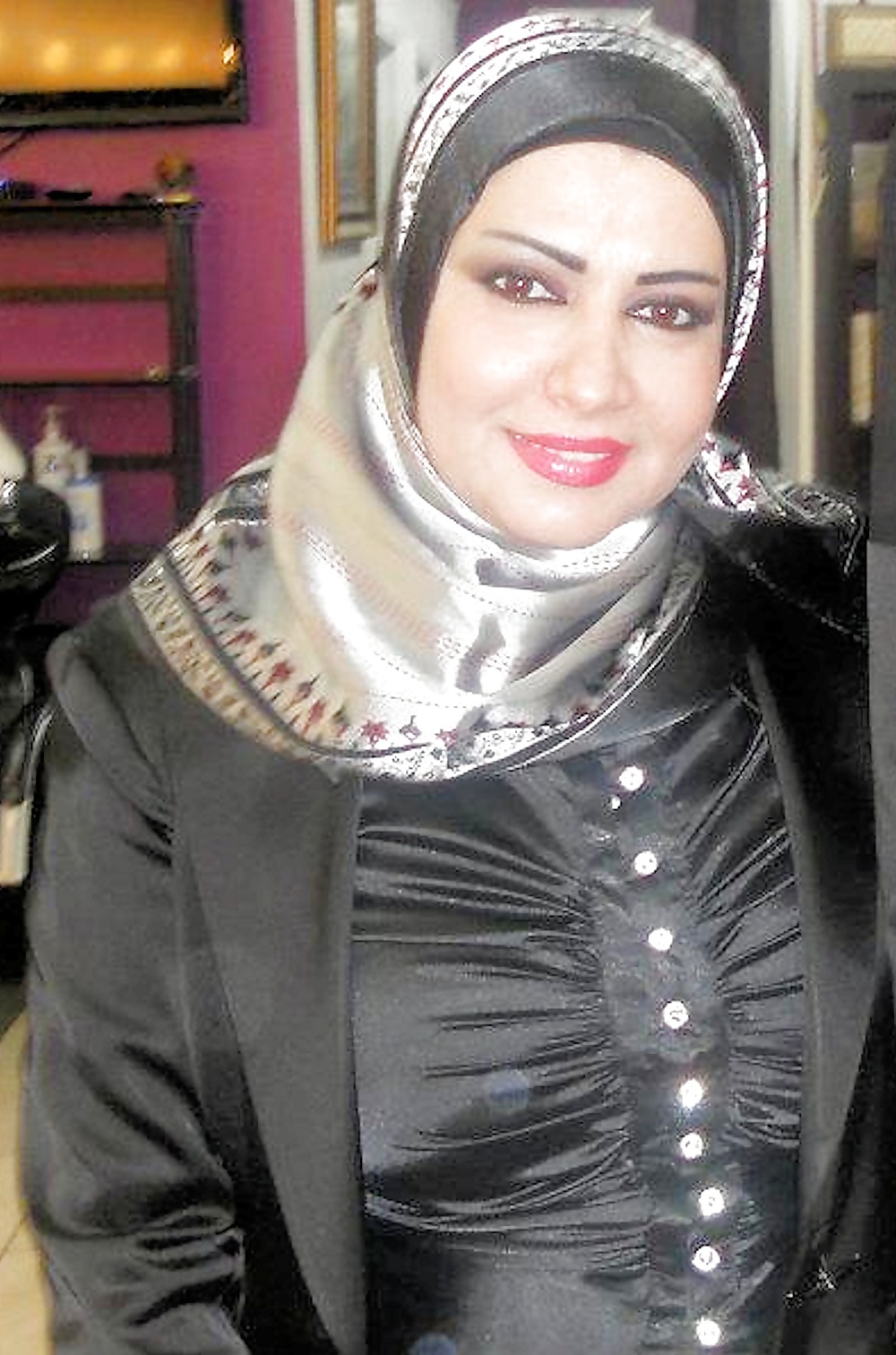 Hijab woman #36102705