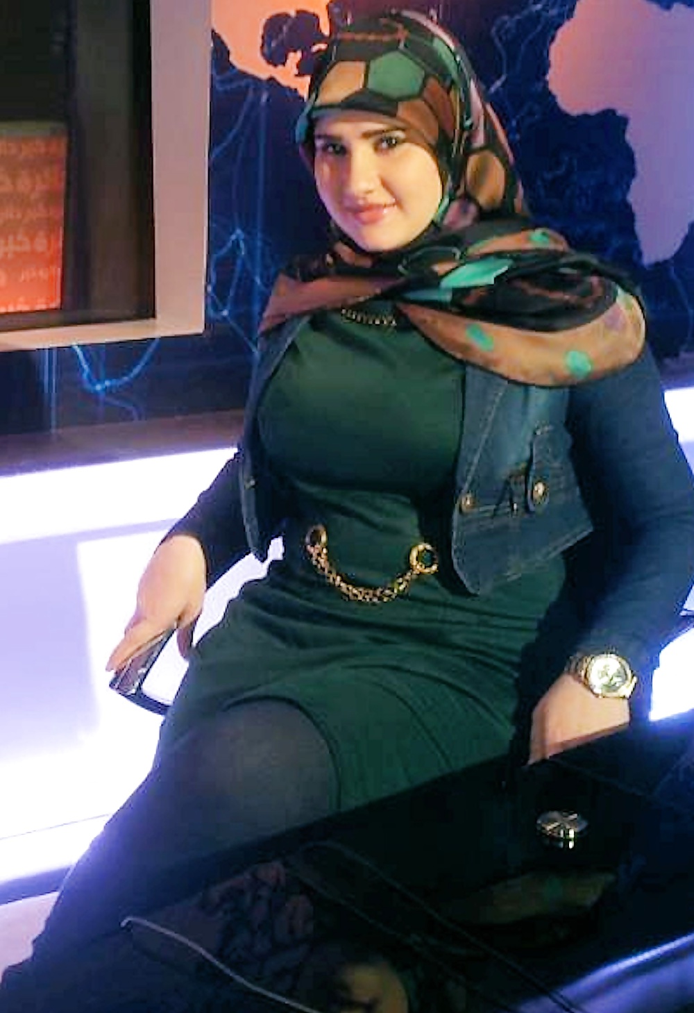 Hijab woman #36102905