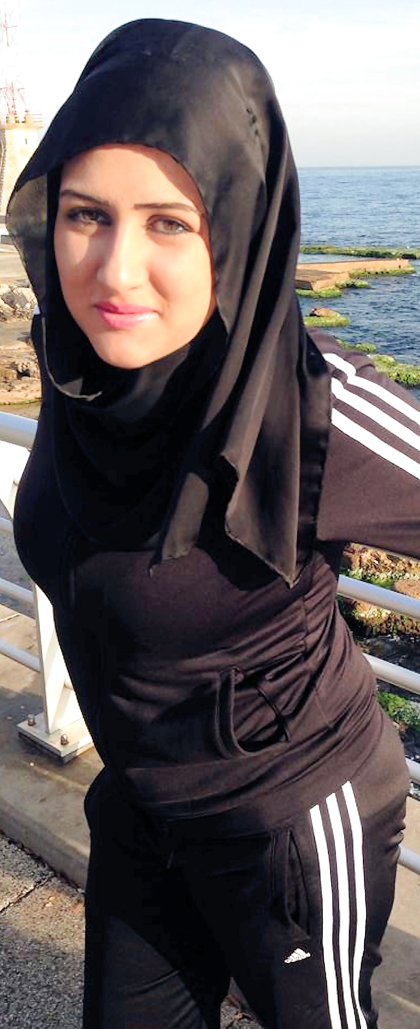 Hijab woman #36102914
