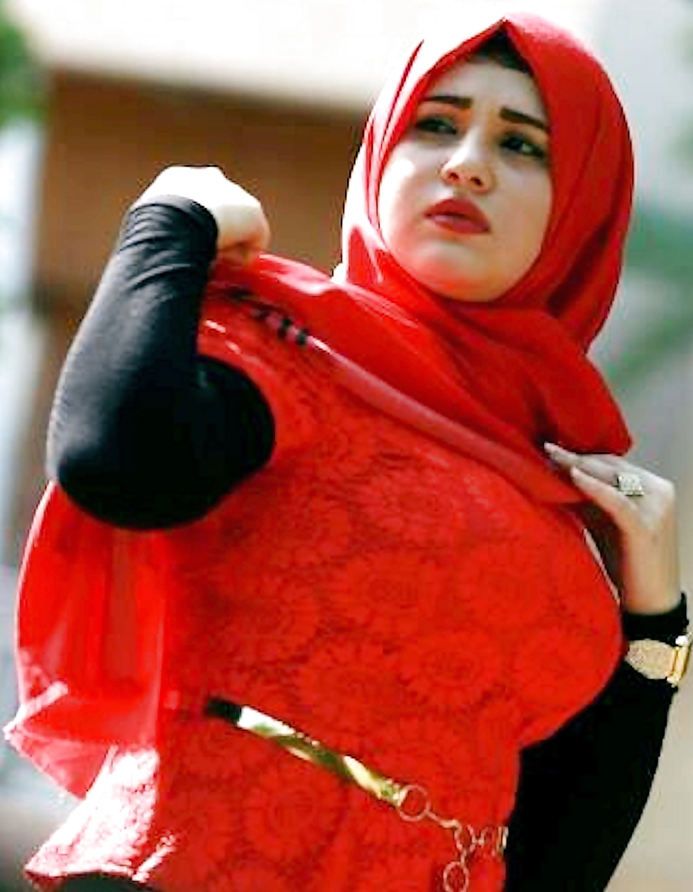 Hijab woman #36102954