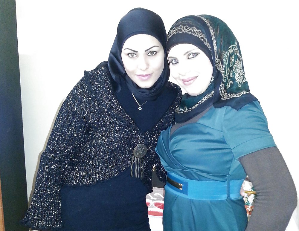 Hijab woman #36103529