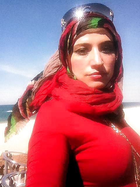 Hijab woman #36103973