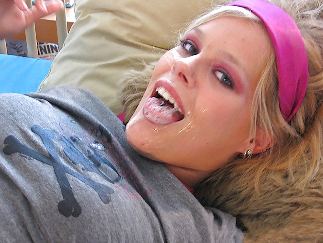 Tongue Out Taking Cumshot #30006694