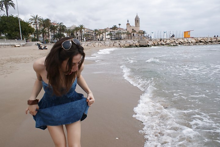 Tasty teen
 #27695229