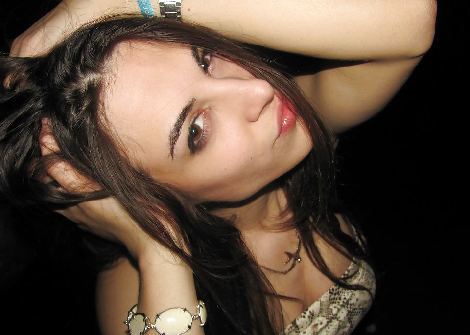 Tasty teen
 #27695234