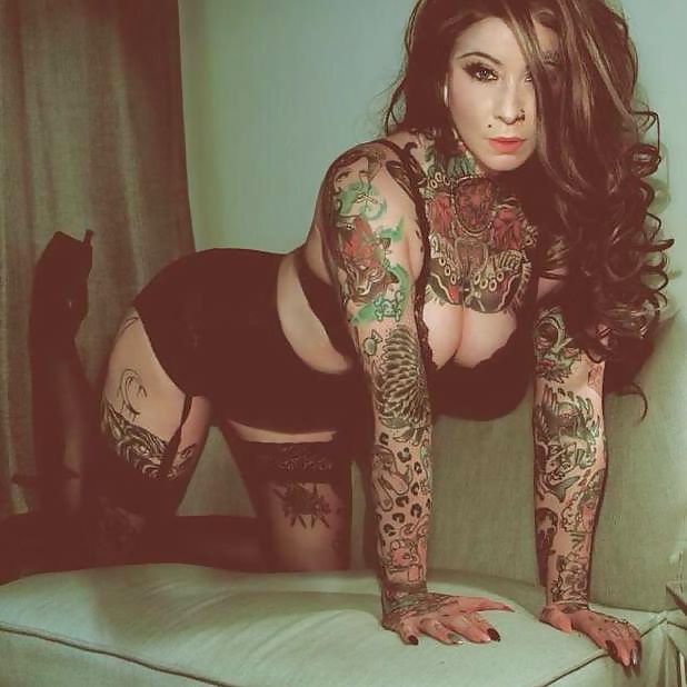 タトゥガール
 #33433480