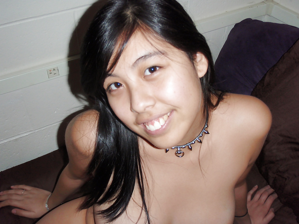 Chica Viet muestra su cuerpo para su novio
 #41132933