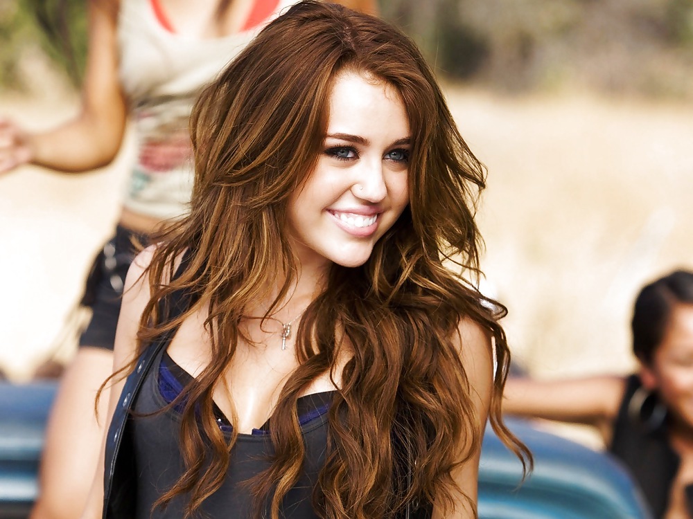 Miley Cyrus #35896128