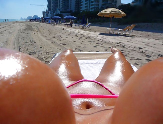 Desnudo en la playa 17
 #28131890