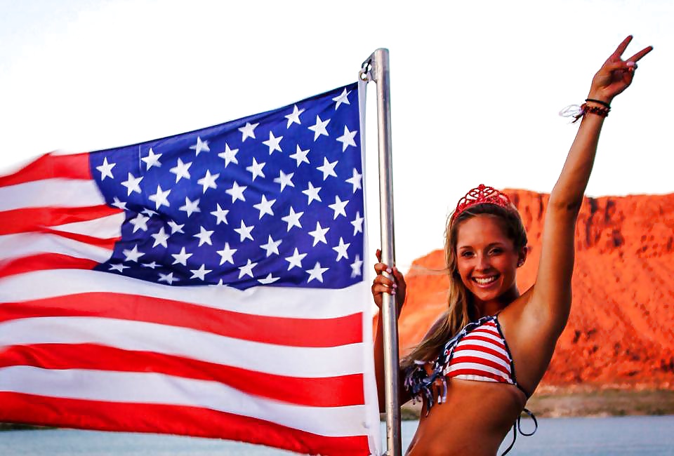 Facebook Teen Babes 17 Sorority Girls & Bikinis #29988104