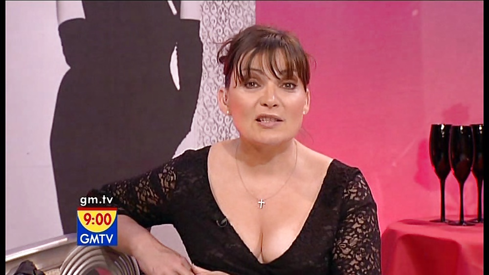 Lorraine Kelly #24338032