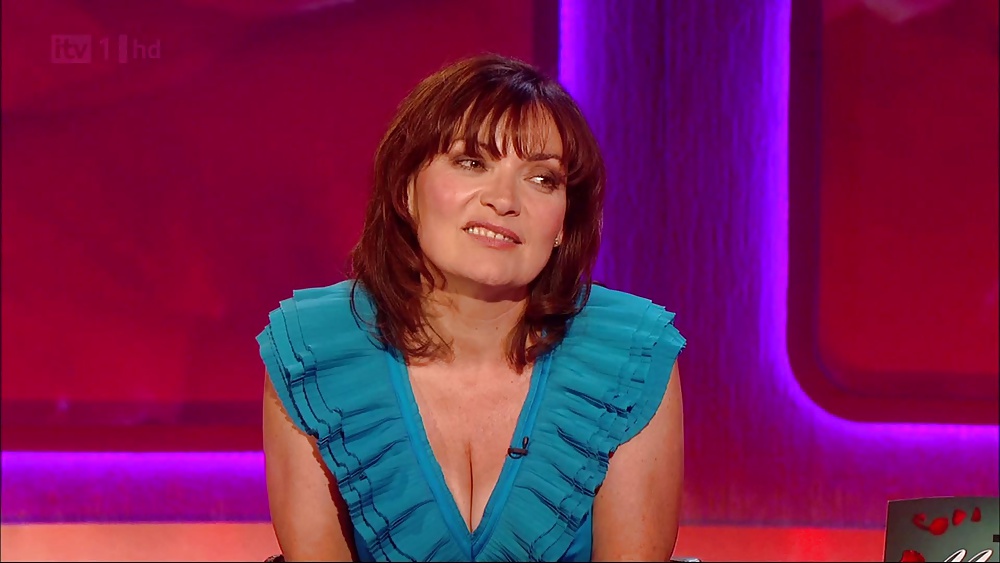 Lorraine Kelly #24338044