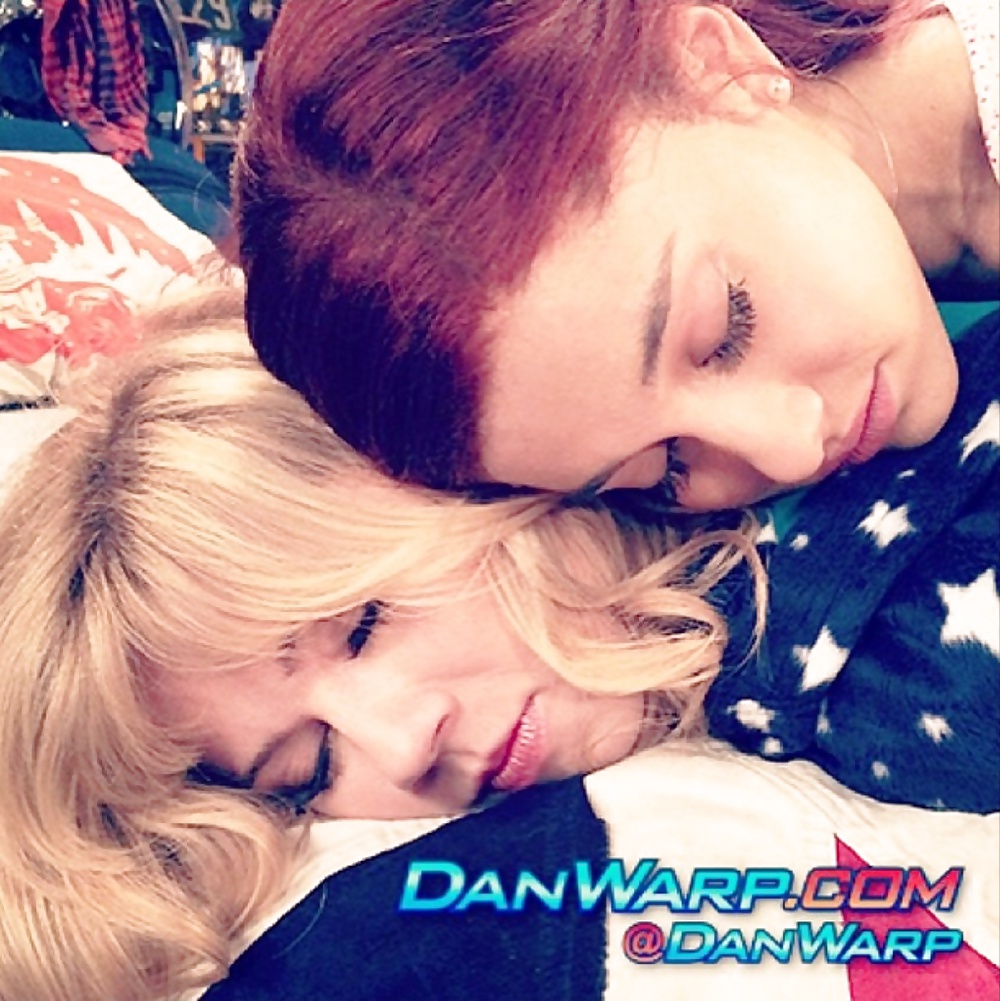 Sam & cat
 #29871485