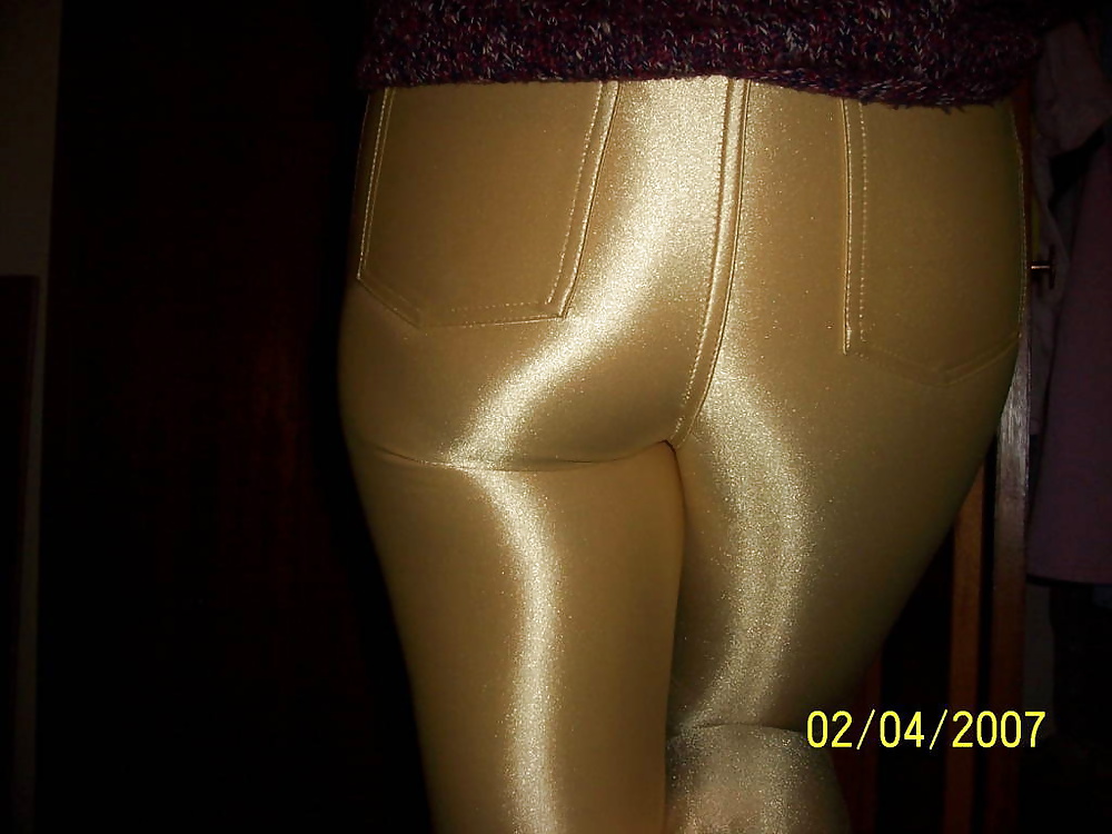 Pantalones dorados de spandex para discoteca
 #31580472