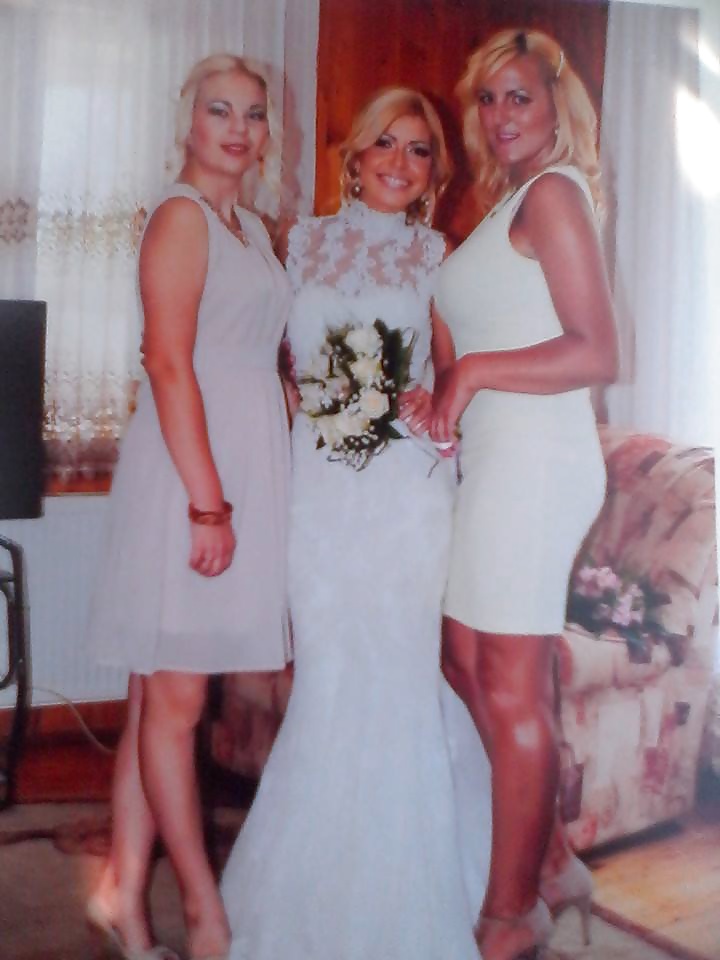 Random fb and web find ladies
 #26813740