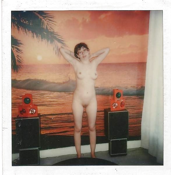 Polaroid e foto di nudo retrò
 #40039652