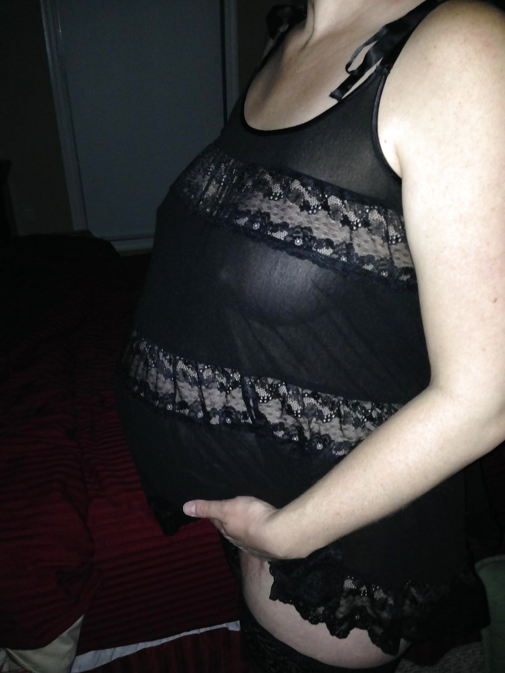 Moglie incinta di 9 mesi
 #24255333