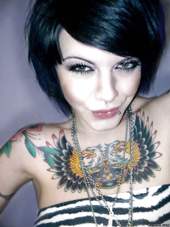 Emo girls with nice tattoos #28784977
