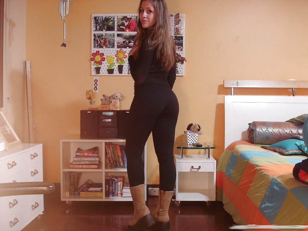 Helga tocaro 
 #27417785