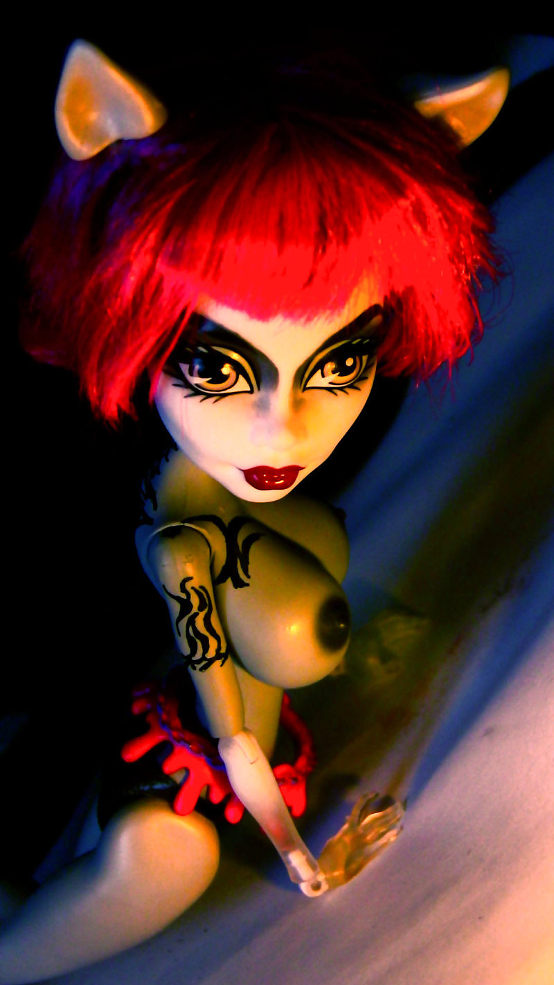 Busty big boob monster high dolls
 #24353457