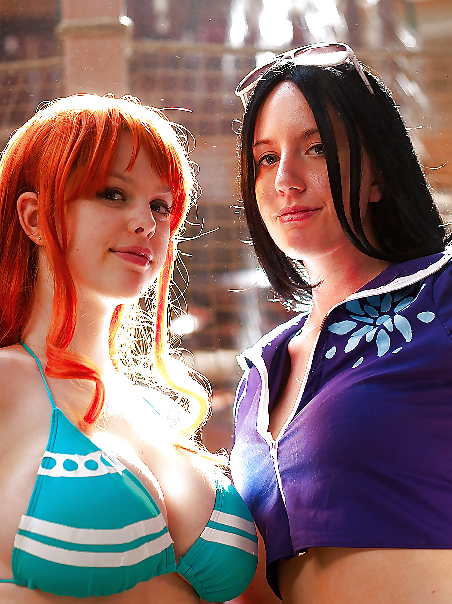 Nami cosplayers (One Piece) #29341536