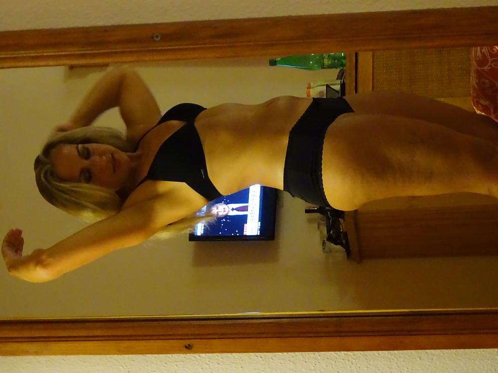 Mi gf de nuevo:) en blcak underwares
 #32688857
