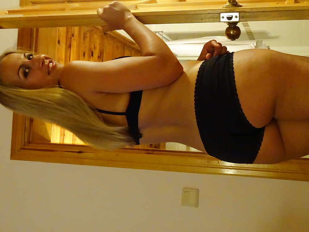Mi gf de nuevo:) en blcak underwares
 #32688865
