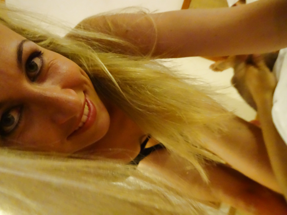 Mi gf de nuevo:) en blcak underwares
 #32688879