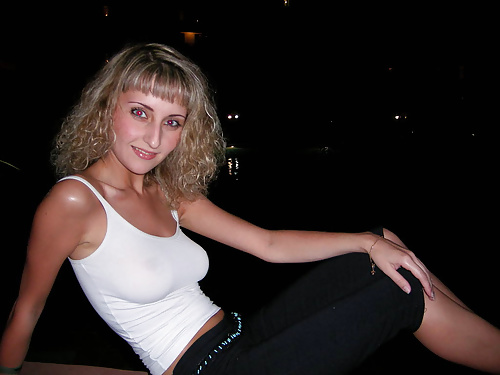 Braless 2
 #34109545