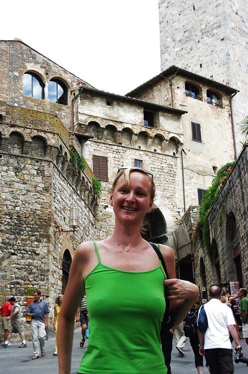 Braless 2
 #34109559