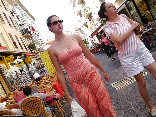 Braless 2
 #34109618